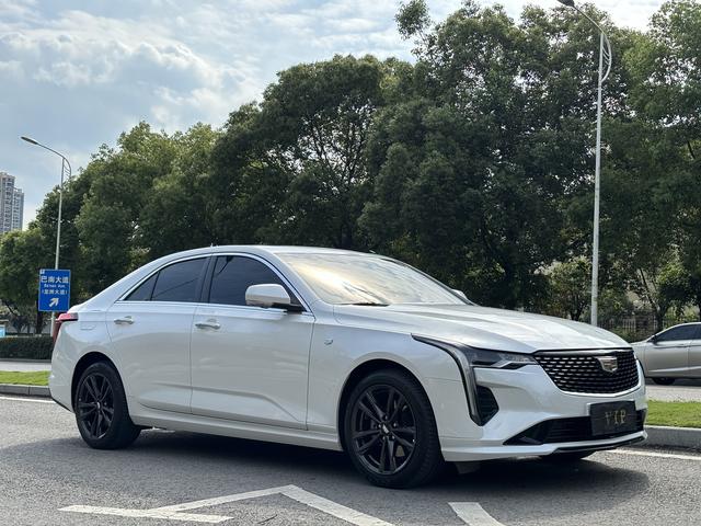 Cadillac CT4 - фото 2