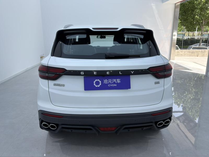 Geely Coolray - фото 4