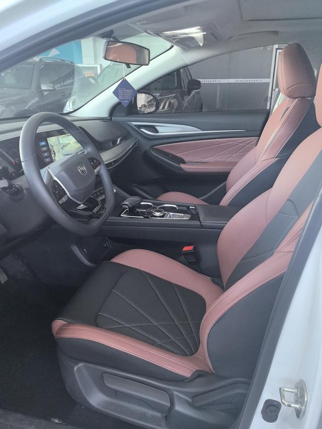 Changan Eado - фото 4