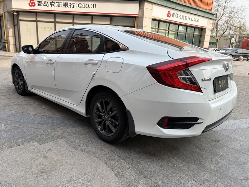 Honda Civic - фото 3