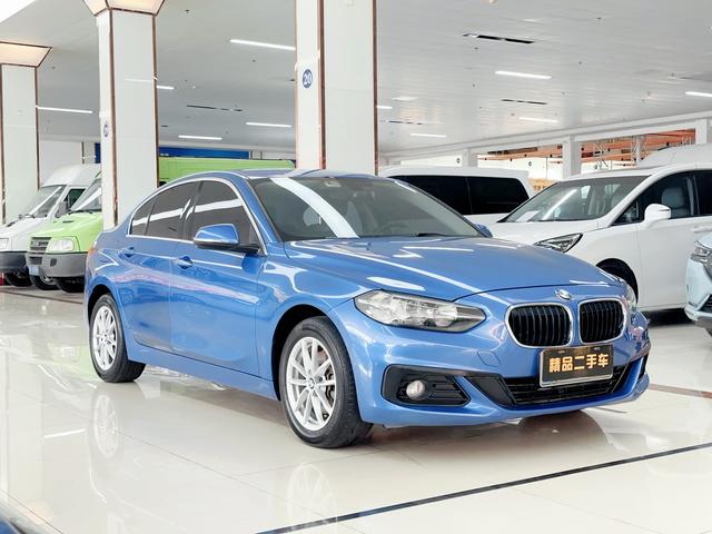 BMW 1-Series - фото 1