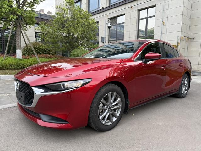 Mazda Mazda3 - фото 0