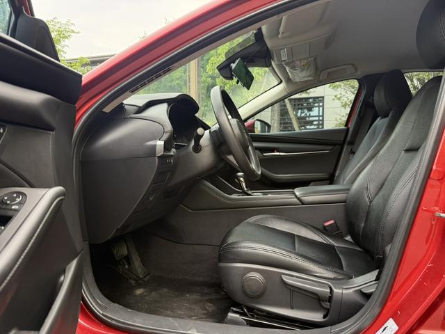 Mazda Mazda3 - фото 3