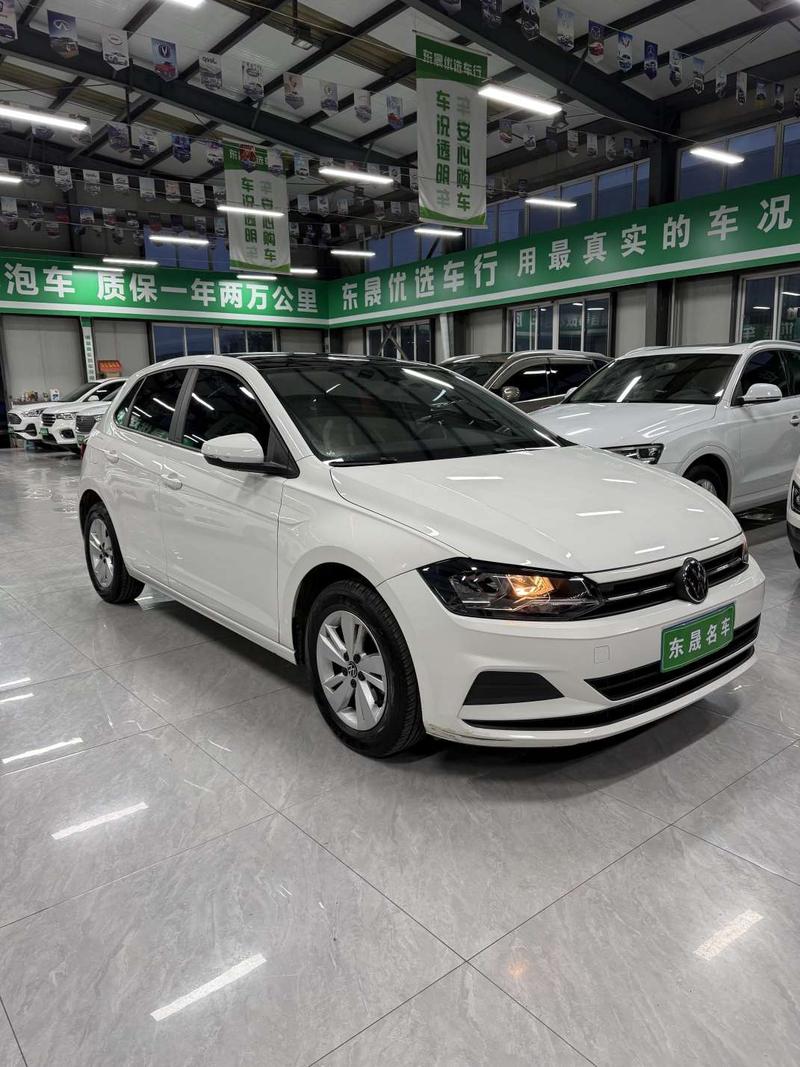 Volkswagen Polo - фото 2