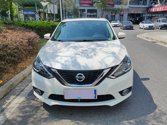 Nissan Sylphy - фото 1