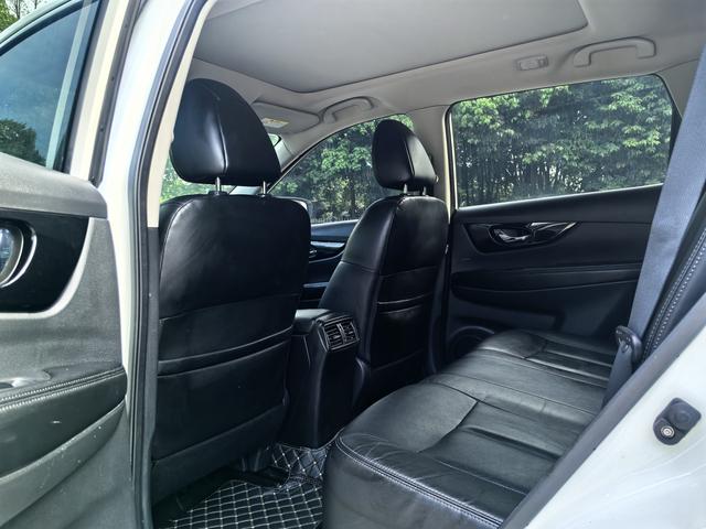 Nissan X-Trail - фото 4