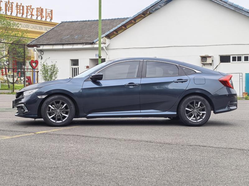 Honda Civic - фото 3