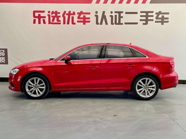 Audi A3 - фото 2