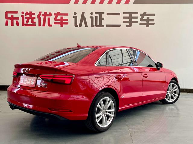 Audi A3 - фото 4