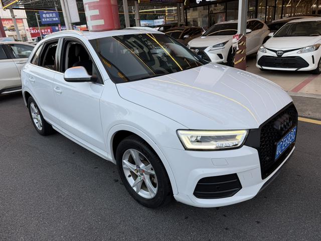 Audi Q3 - фото 4