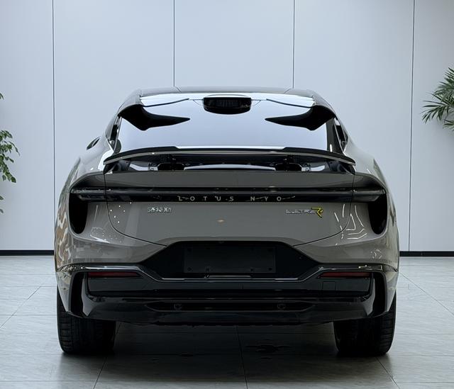 Lotus Cars Eletre - фото 3