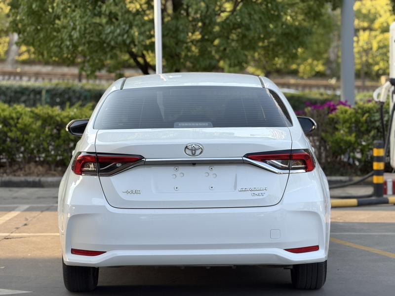 Toyota Corolla - фото 3