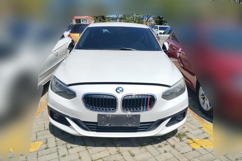 BMW 1 Series - фото 1