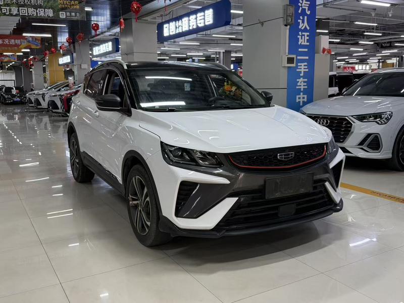 Geely Coolray - фото 1