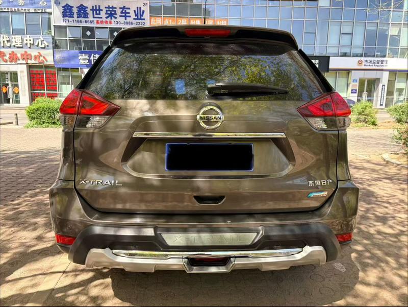 Nissan X-Trail - фото 4