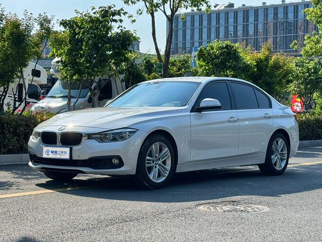 BMW 3-Series - фото 0