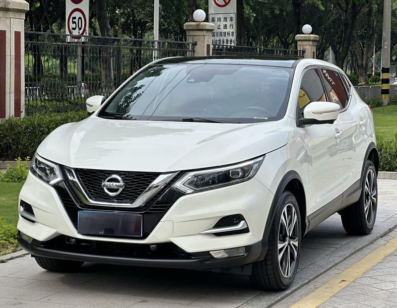 Nissan Qashqai - фото 0