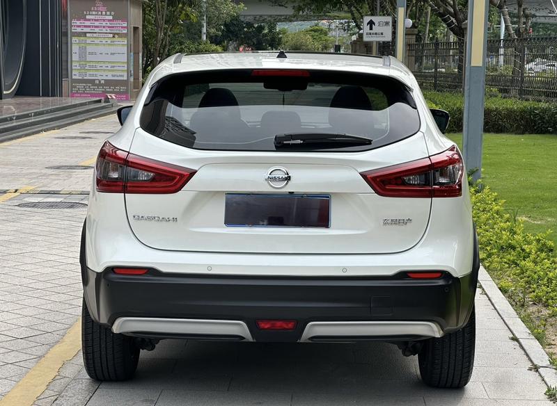 Nissan Qashqai - фото 4