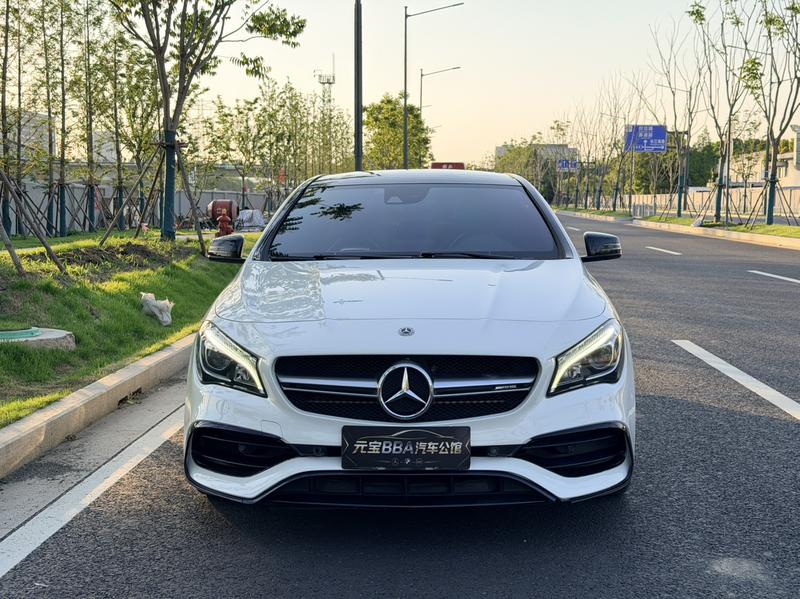 Mercedes-Benz CLA AMG - фото 1
