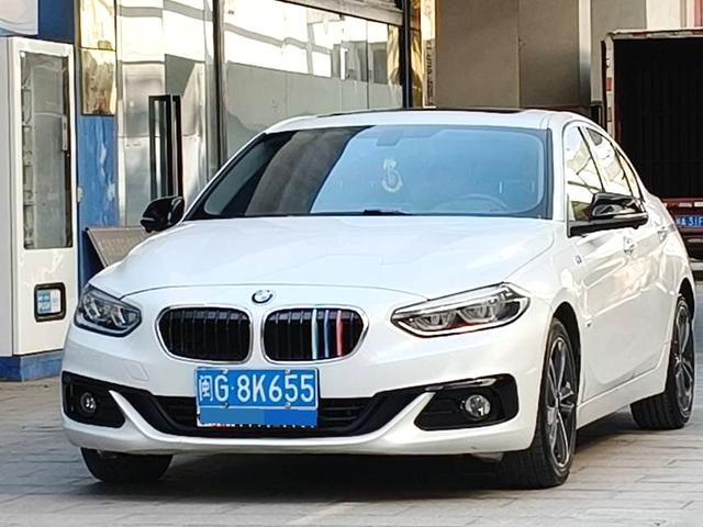 BMW 1-Series - фото 0