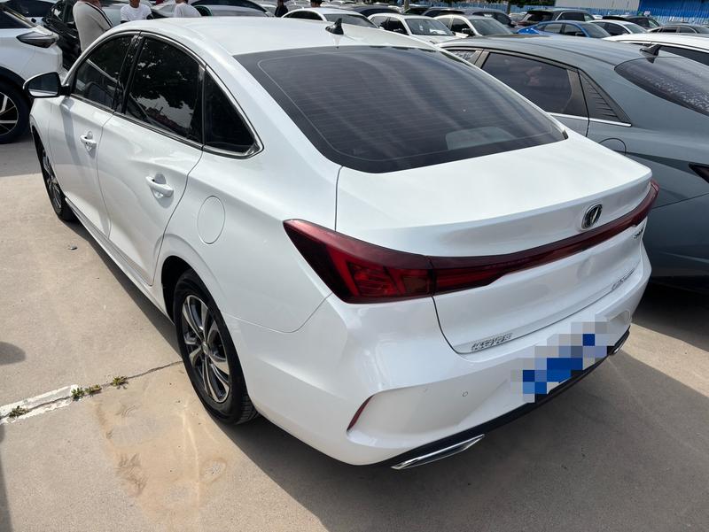 Changan Eado - фото 3