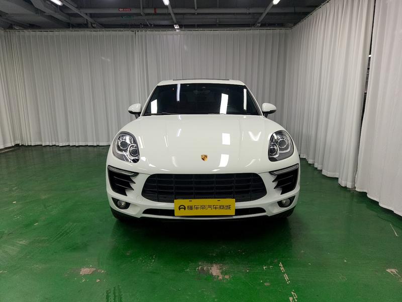 Porsche Macan - фото 1