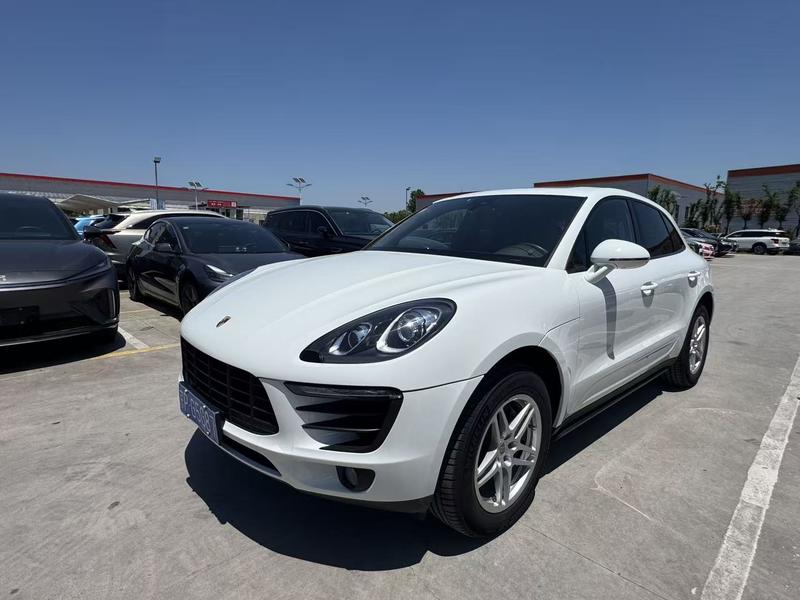 Porsche Macan - фото 0