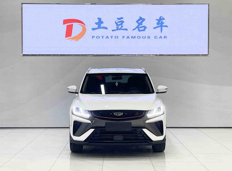 Geely Coolray - фото 1