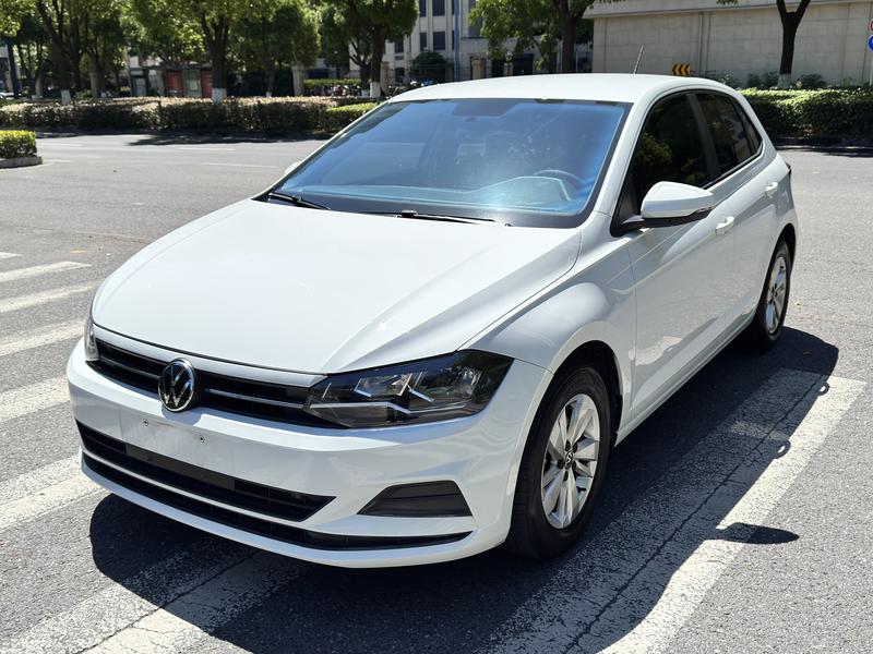 Volkswagen Polo - фото 0