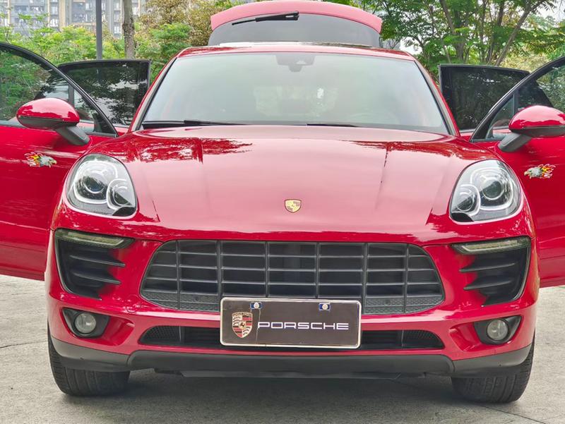 Porsche Macan - фото 1