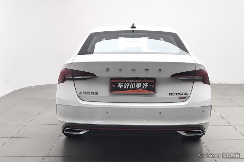 Skoda Octavia - фото 2