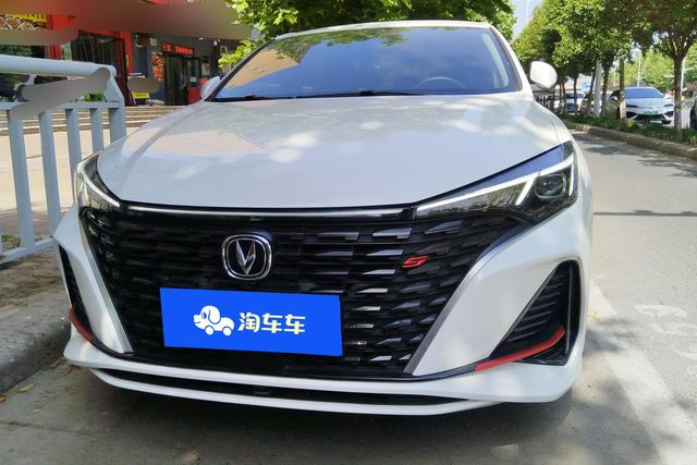 Changan Eado - фото 2