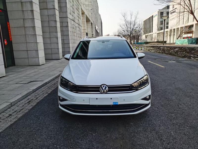 Volkswagen · - фото 1
