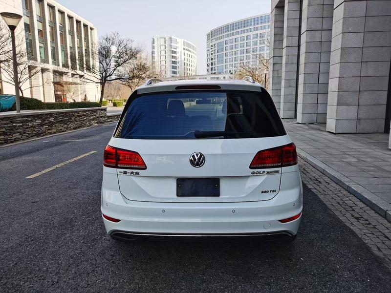 Volkswagen · - фото 4