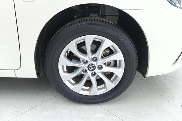 Nissan Sylphy - фото 4