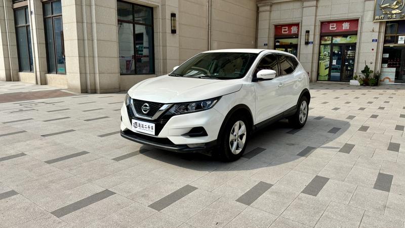 Nissan Qashqai - фото 0
