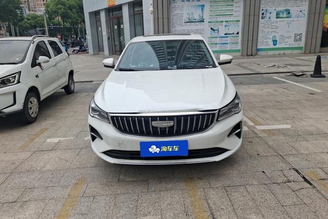 Geely Emgrand - фото 2