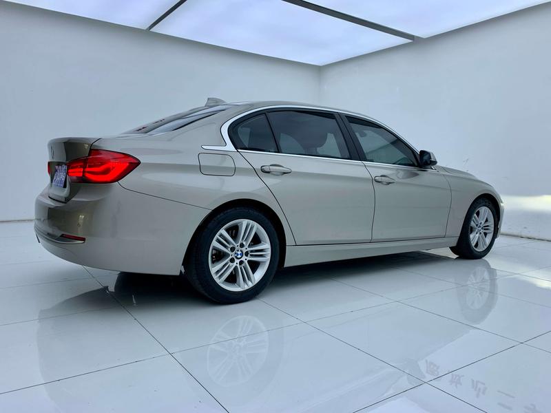 BMW 3 Series - фото 4