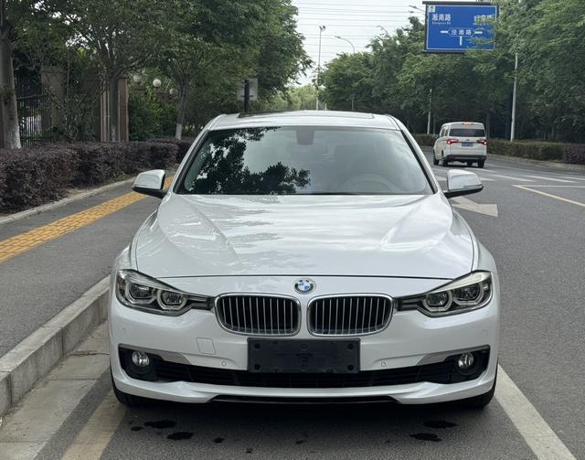 BMW 3-Series - фото 2