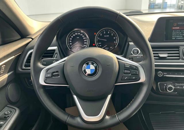 BMW 1-Series - фото 3