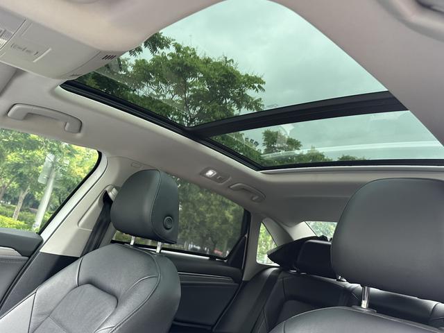 Volkswagen Sagitar - фото 3