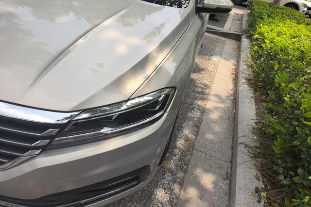 Volkswagen Lavida - фото 1