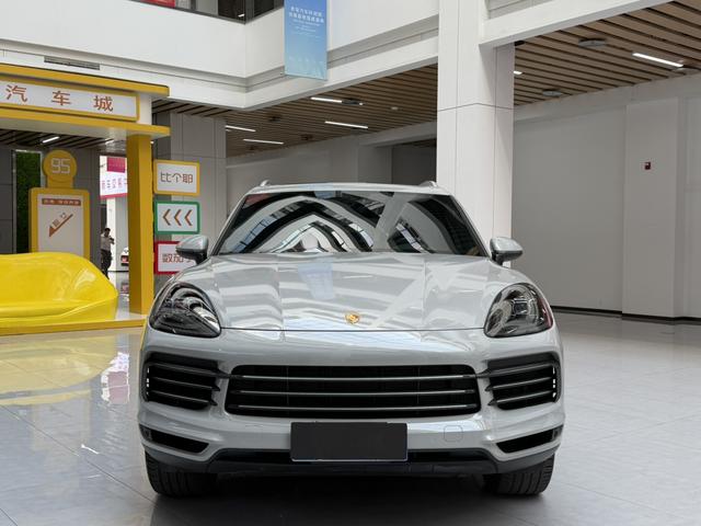 Porsche Cayenne - фото 1
