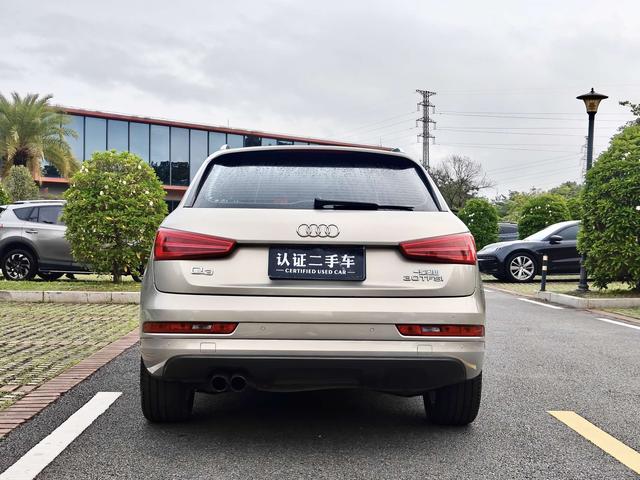 Audi Q3 - фото 4