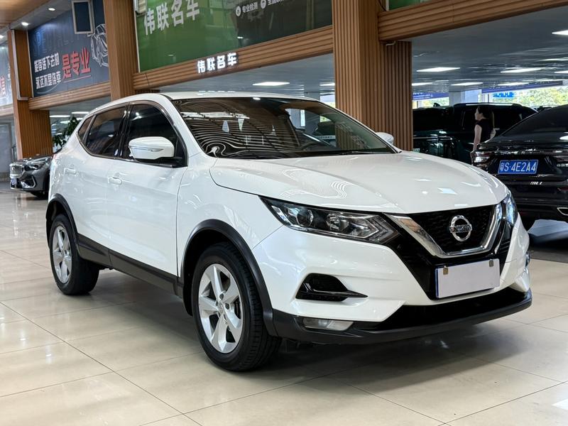 Nissan Qashqai - фото 2