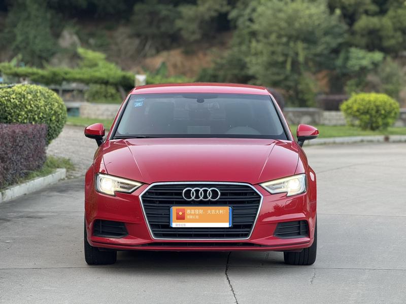 Audi A3 - фото 1