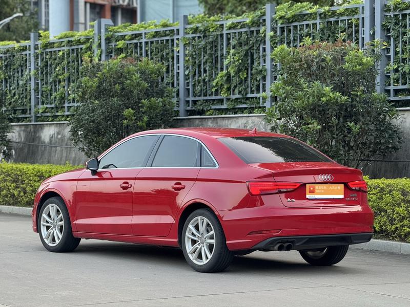 Audi A3 - фото 3