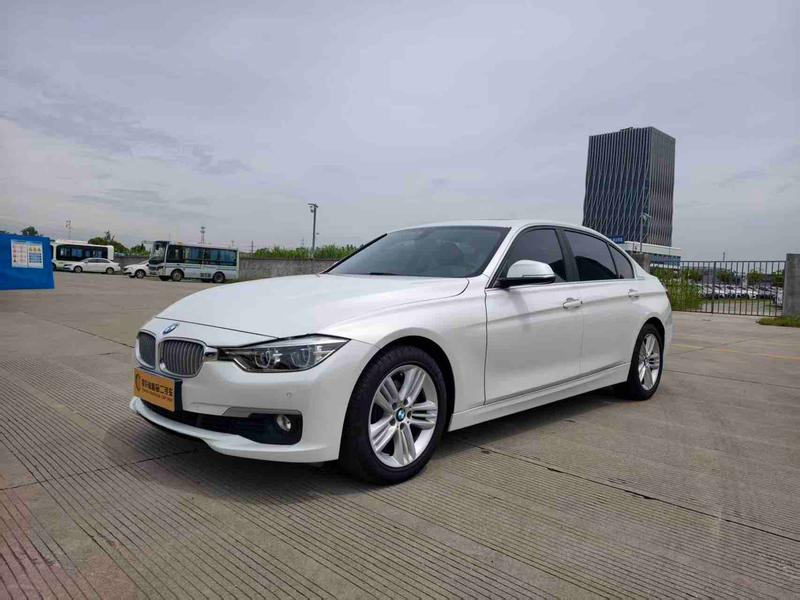 BMW 3 Series - фото 0