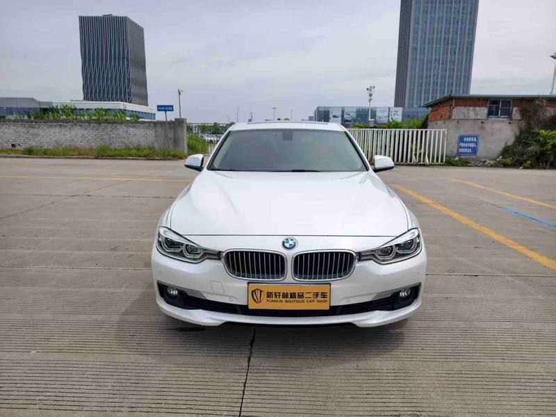 BMW 3 Series - фото 1