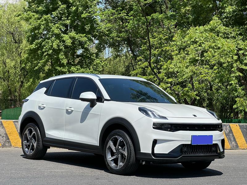 Lynk & Co 06 - фото 2